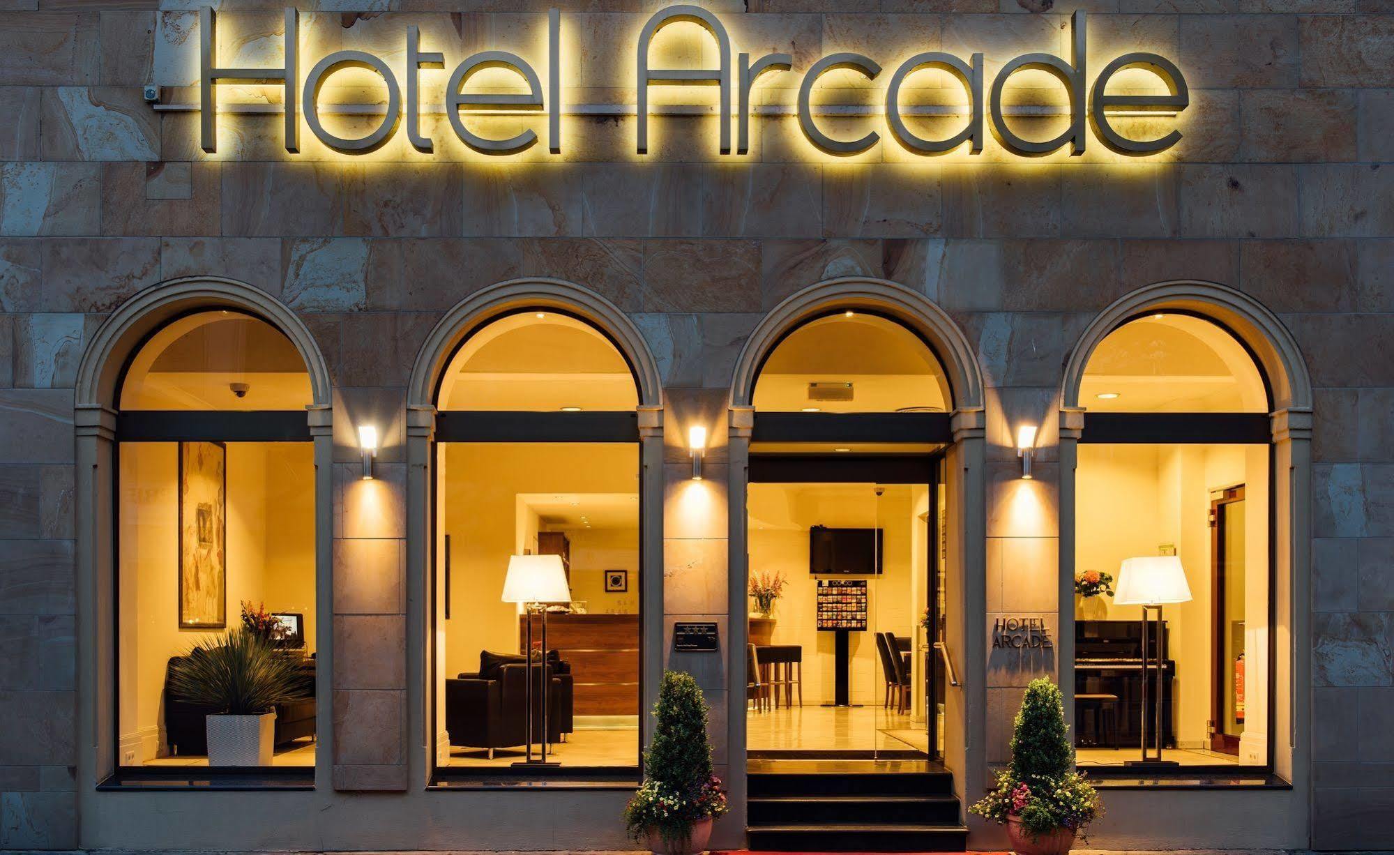 Arcade Hotel Βούρπεταλ Εξωτερικό φωτογραφία